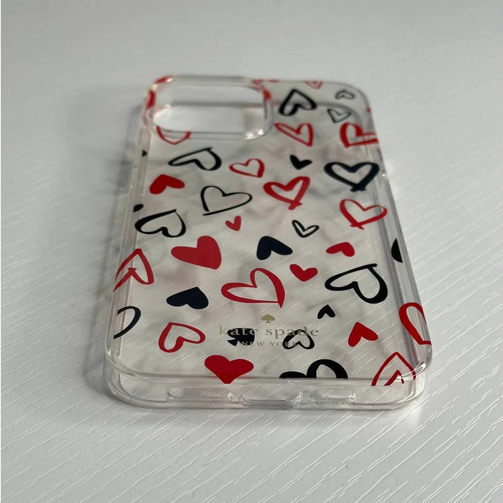 Kate Spade Hearts Clear Resin iPhone 13 Pro Case - Damage box